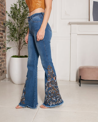 Selena Heart Cut Out Jeans - Monday Alice